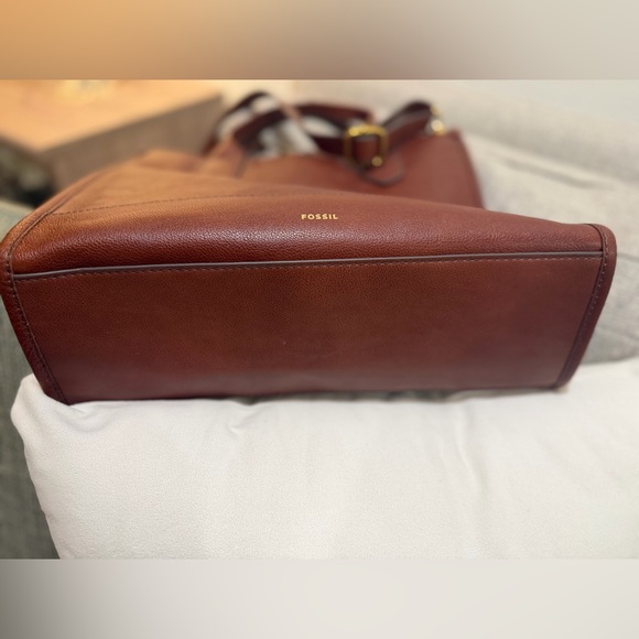 Fossil Brown Leather Large Kyler Tote Bag - Picture 6 of 12